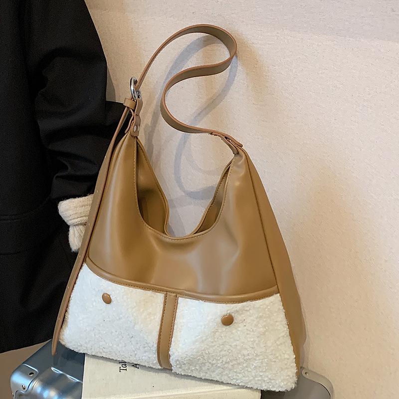 Simple retro color matching bag women's large capacity 2025 autumn new fashion shoulder bag high value tote bag