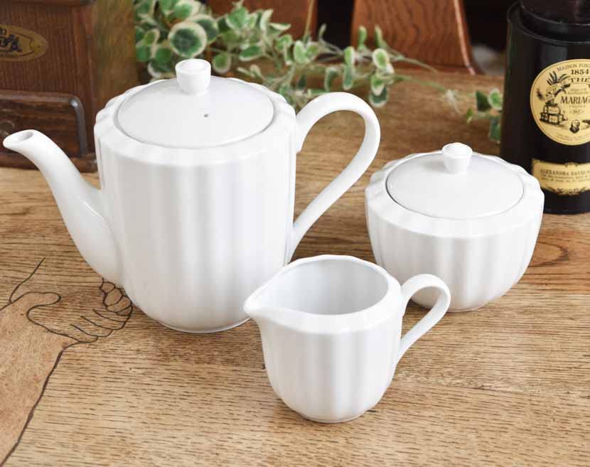 [White Tableware] Shatter-Resistant Reinforced Porcelain Pure White Tiara Frill Teapot 600cc