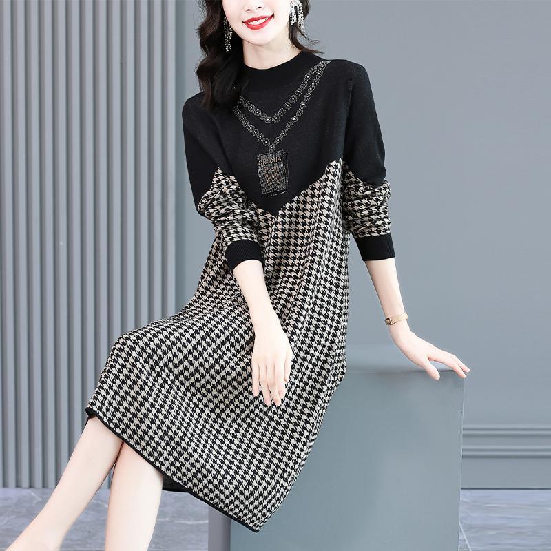 Casual Solid-color Mid-length Knitted Dress for Women Autumn and Winter Long-sleeved French Checkered A-line Sweater Dress Pulloversr