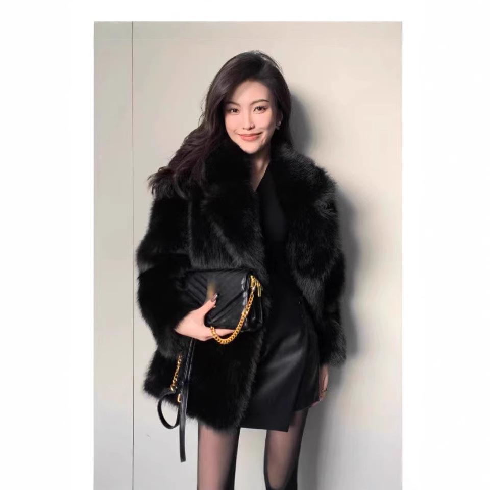 2025 Neuer Fuchspelz-Grasmantel für Damen Mittellang Lockerer Kragen Jung Pelzmantel