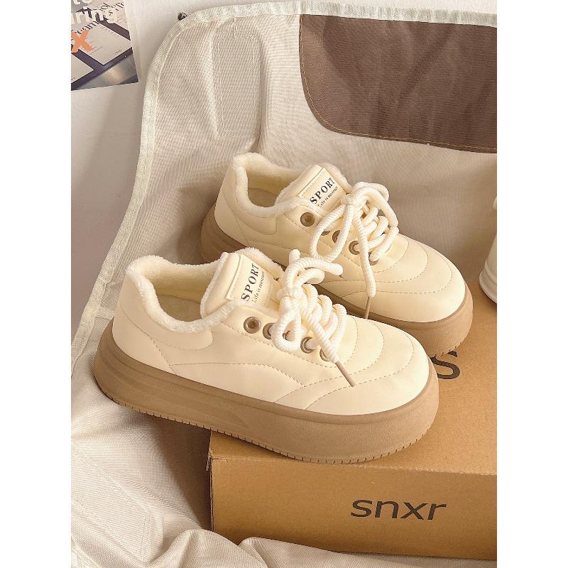 2 New velvet little white shoes women's winter warm cotton shoes women's versatile platform bread shoes sports and leisure board shoes