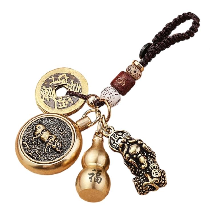 Universal Car Interior Hanging Pendant Lucky Charm Vintage Keychain Pendant Decoration Handmade Animal Themed Craft
