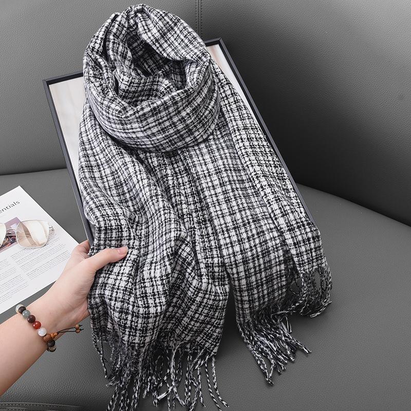 Literary fine-grain plaid warm fringed scarf female sweet retro temperament fashion imitation cashmere fringed shawl male