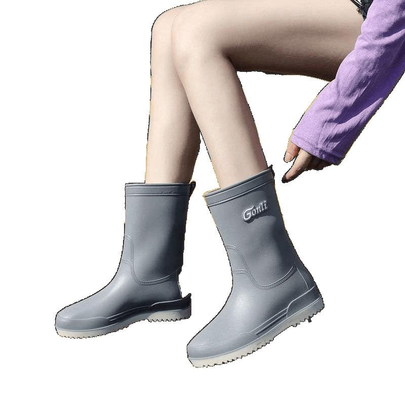 2025 New Rain Shoes Women's Fashion Wear Non-slip Foreign Style Medium and High Tube Water Shoes Adult Soft-soled Long Rain Boots