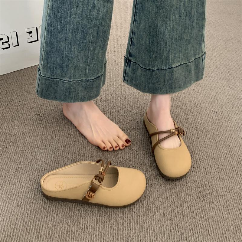 Baotou Half Slippers Women's Summer Wear 2025 New Lightweight Flat Bottom One Pedal Lazy Half Drag French Cool Slippers