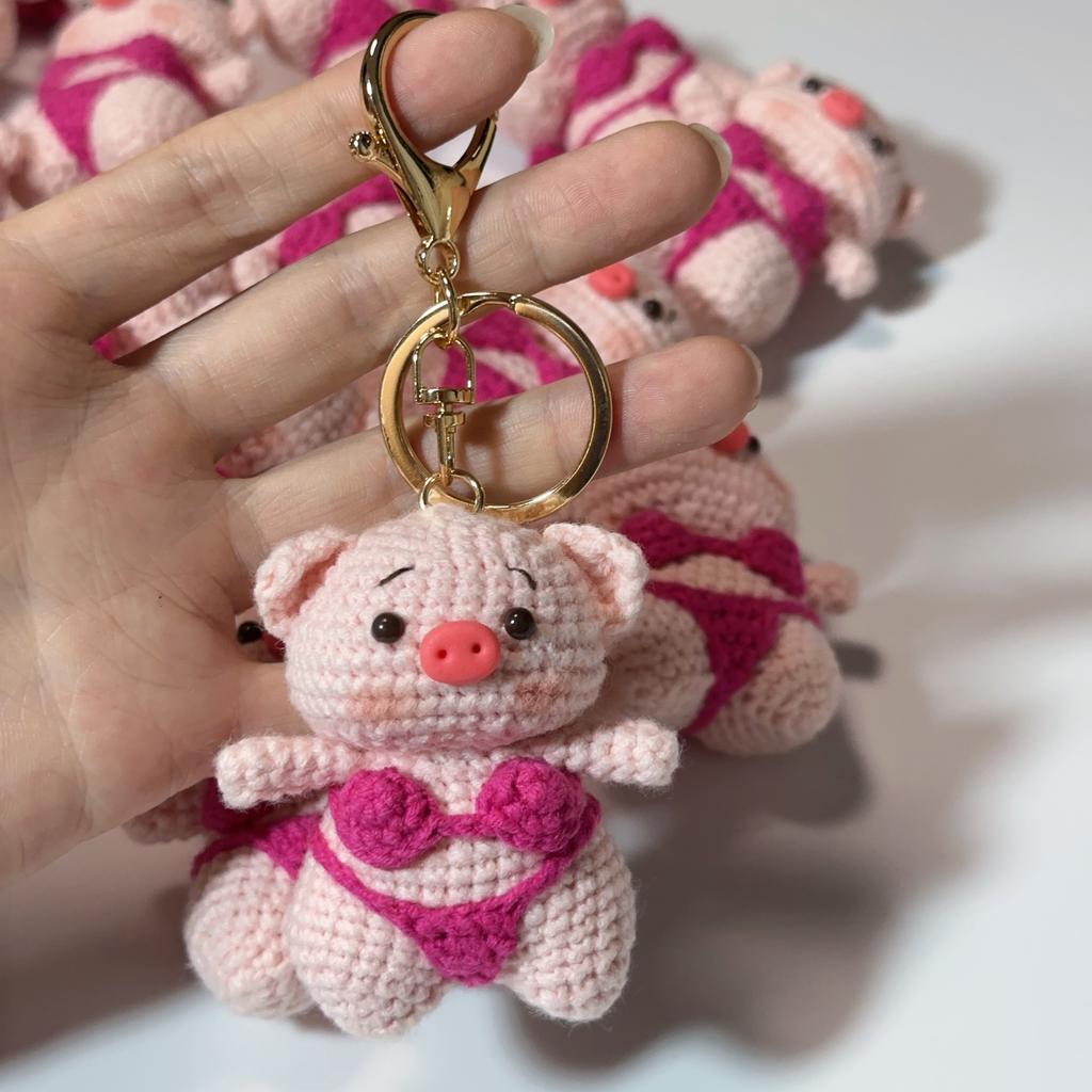 Hand Crocheted Cute Pink Bikini Pig Couple Handmade Keychains Unique Knitting Cartoon Doll Crochet Keychain Keys Bag Pendant