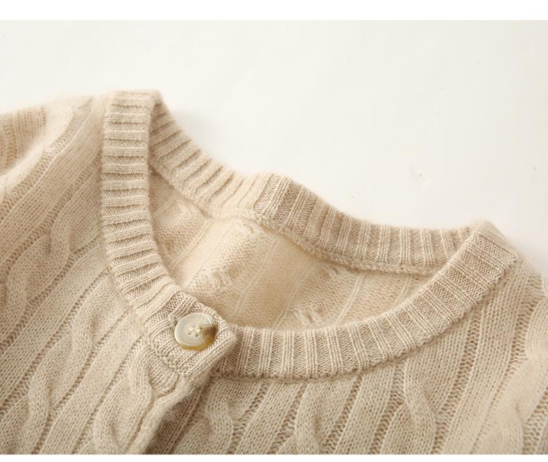 Lauren Chunky Knit Cardigan: Women's Autumn Winter Cashmere Jacket, Round Neck, Simple & Fashionable Sweater.