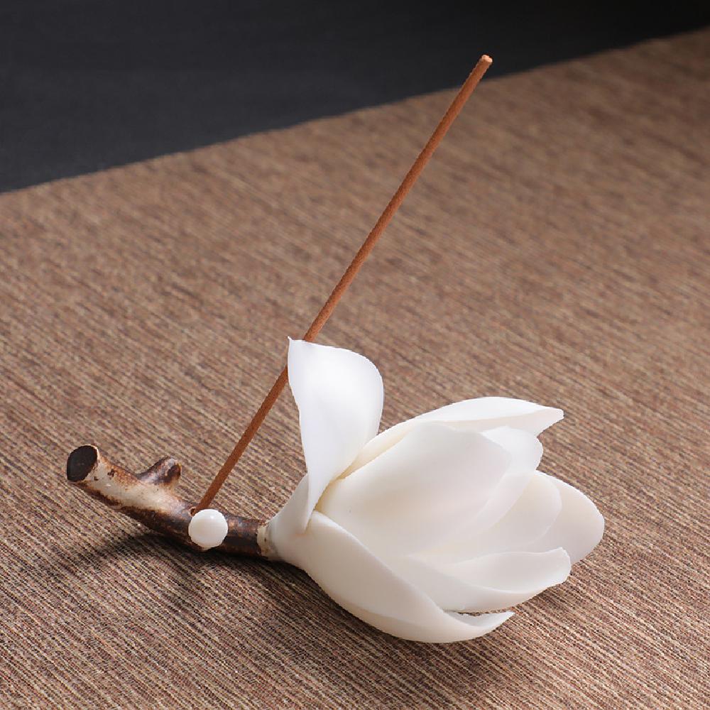Ručně vyráběný keramický držák na tyčinkové kadidlo magnólie, elegantní domácí dekorace držák na kadidlo