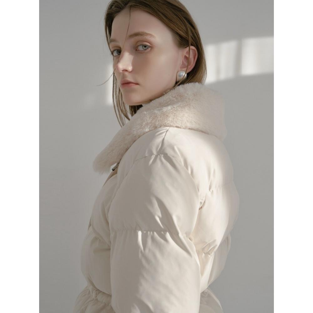 

Короткий стеганый джемпер Atelier Nain с воротником из искусственного меха JP 346