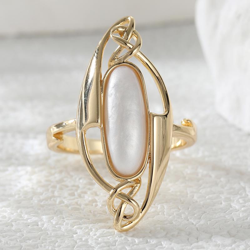 Vintage Inlaid White Stone Women's Ring Ethnic Gold Color Geometry Daily Wear Party Jewelry Anniversary Gift