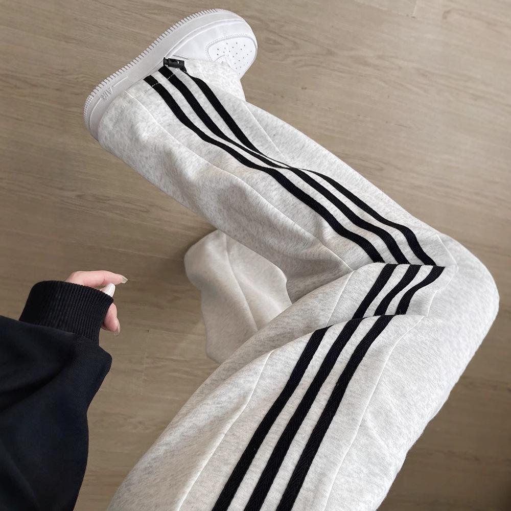 

Women s Striped Wide-Leg Sweatpants, Spring/Autumn 2025 - Casual Loose-Fit, Petite, Lazy Style XL сірий колір