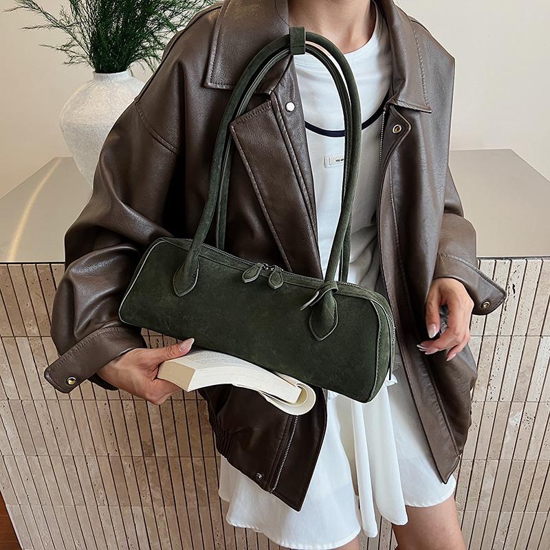 Vielseitige Wildleder-Schultertasche mit großer Kapazität und modischem Design