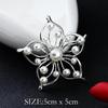 Spilla Corona di Perle e Strass di Cristallo Coreano - Spilla Versatile per Sciarpe da Donna con Spedizione Gratuita
