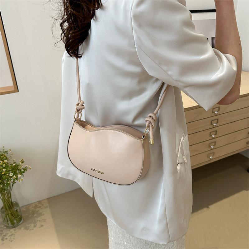 Trendy Street Style Designer Commuter Bag 2024 Summer New Fashion Shoulder Bag For Women