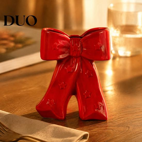 Dried Flower Holder Ceramic Bow Vase with Star, Decorative Flowers Vase, Creative Romantic Home Accessories Arrangement for Living Room Table
