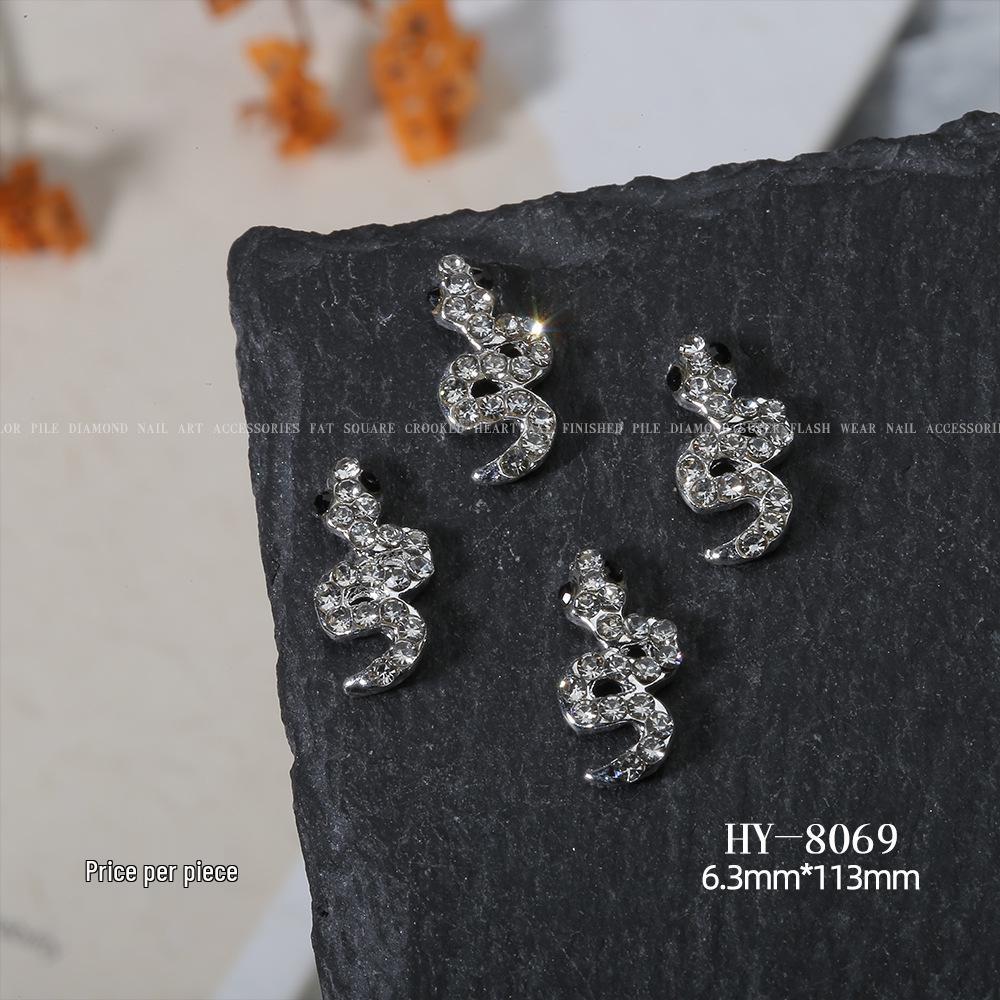 Shiny Rhinestone Snake-Shaped 3D Nail Art Accessories