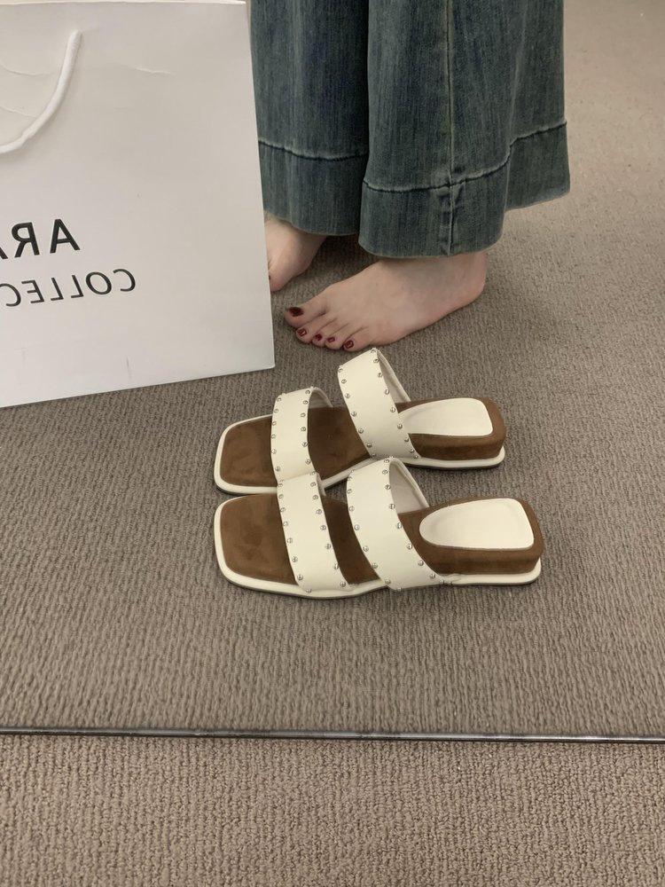 

Французские ретро заклепки с небольшим каблуком-рюмочкой шлепанцы женские летние для ношения на море, для отпуска, повседневные пляжные сандалии 40 абрикосовый