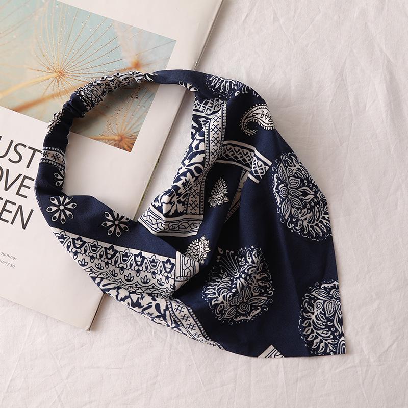 

Шифоновая повязка на голову треугольником с эффектом тай-дай: Универсальный аксессуар для волос для женщин