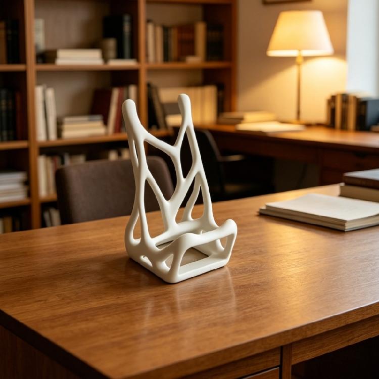 Hollow Out Design Phone Stand Creative Desk Decor For Smartphones Tablets Stable Holder Perfect Gift for Girl