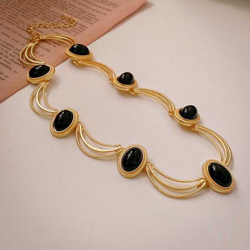 Pre-owned Vintage Retro Diamond-Encrusted Round Necklace & Clavicle Chain Set