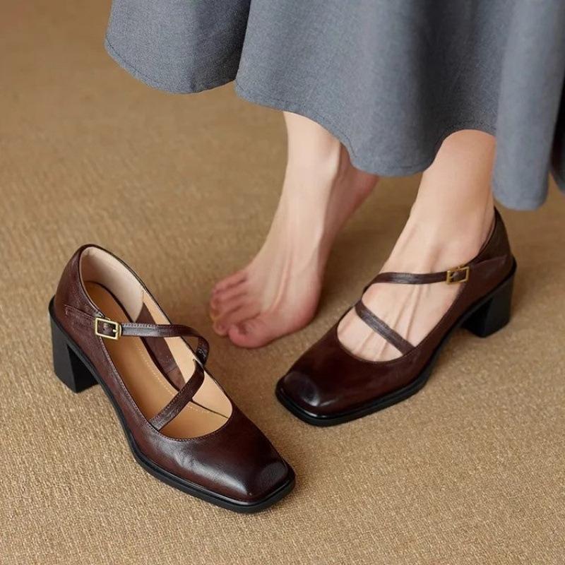 Fashion Hot Selling Women's High Heels Square Toe Buckle Designer Women's Shoes 2025 Fashion Winter Block Heel Mary Jane Shoes Zapatos
