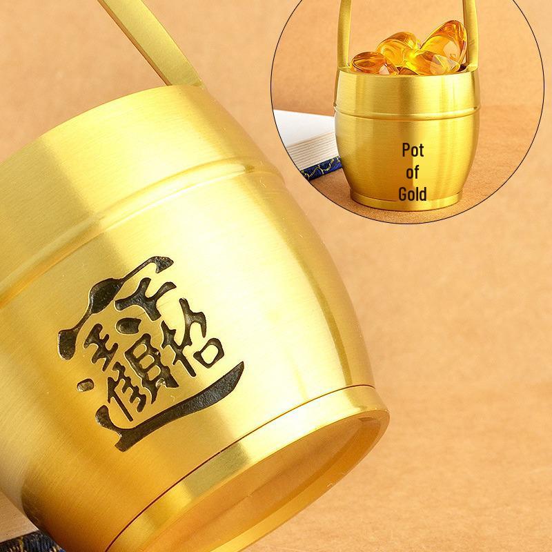 Pure Brass Gold Ornament: Small Decorative Water Bucket for Creative Office Decor