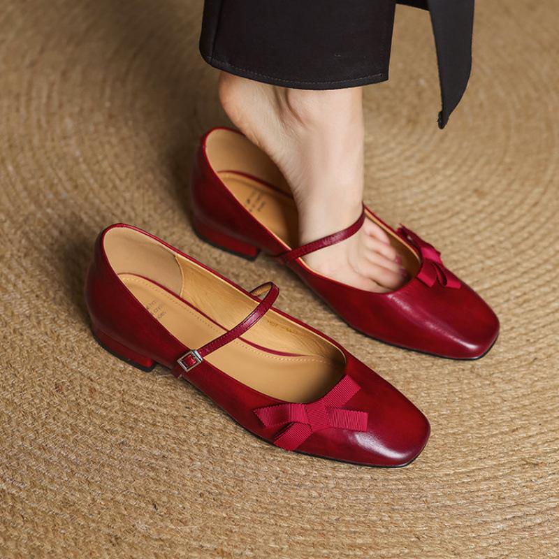 New Women's Fashion Single Shoes Square Head Comfortable Beef Tendon Sole Large Size Shoes Low Heel Casual Small Leather Shoes Wear Solid Color