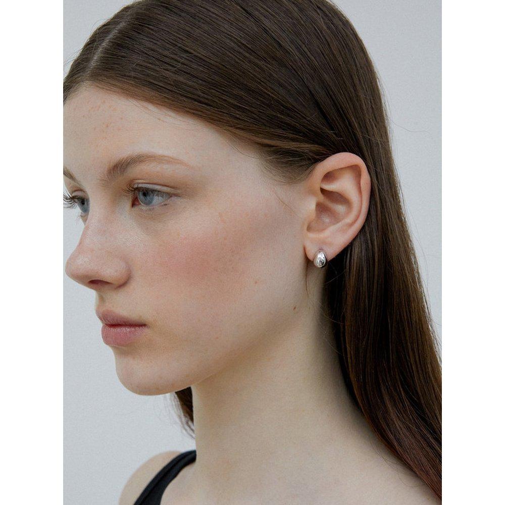 [Byyer] Champagne Full Moon Silver (Y) Volume Earrings (Choose 1 of 2)