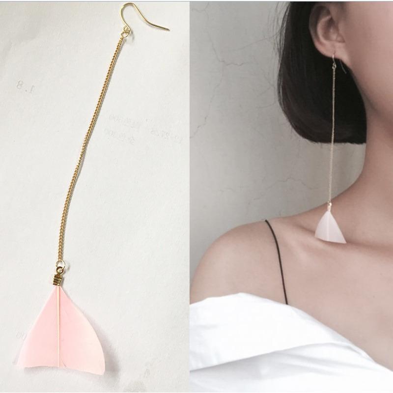 Стильные и простые серьги-гвоздики Мультяшные серьги из сплава с жемчугом и бриллиантами Женские декоративные серьги-клипсы легкой роскоши