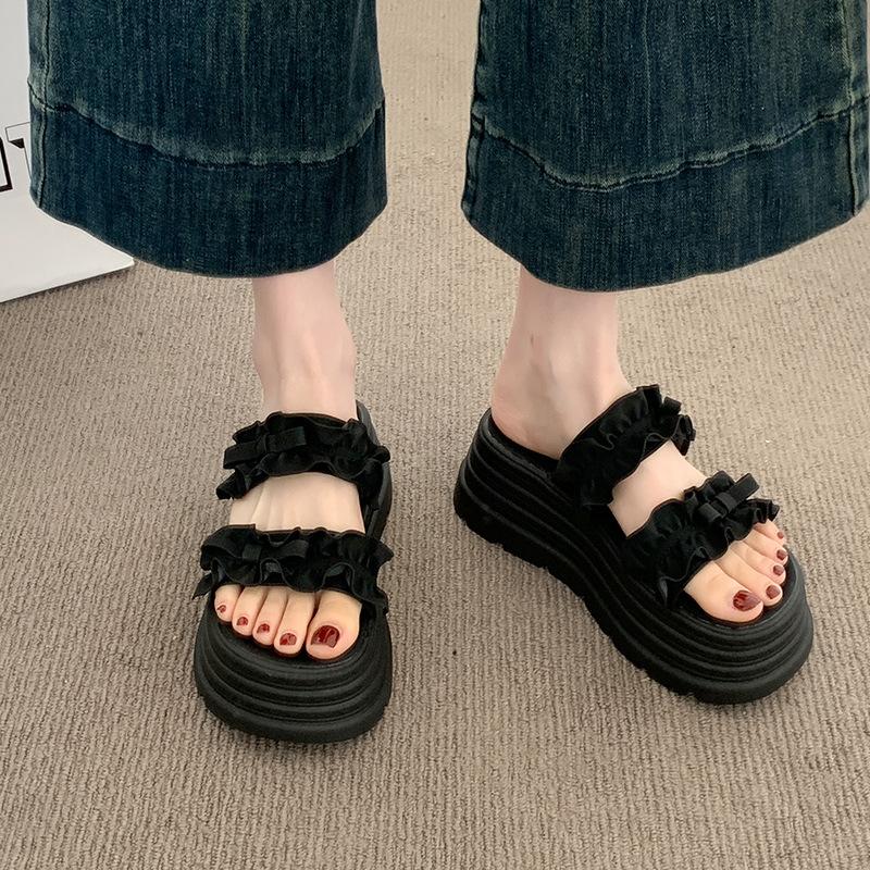 French beautiful thick-soled slippers women's summer outer wear high-end feeling with skirt sandals small height-increasing slope heel cool slippers
