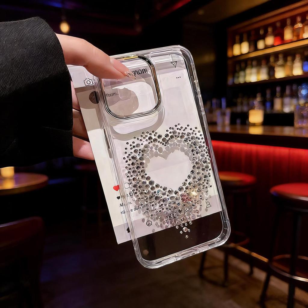 Herzförmige iPhone-Hülle mit Diamanten für Pro Max Modelle (11/12/13/14/15/16)
