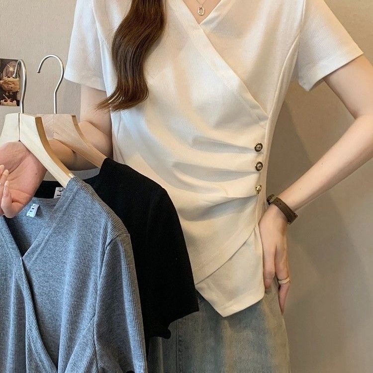 Large size design sense irregular front shoulder V-neck short-sleeved T-shirt women's summer new fat mm waist cover outer wear top