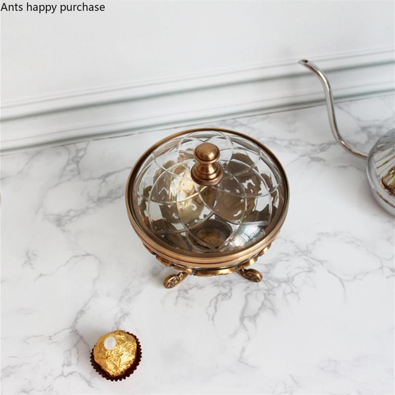 Obstschale aus Messing und Kristallglas, dreibeiniger Obstteller, Trockenobstteller mit Deckel, Snacktablett, Dim-Sum-Teller, Dessertschale