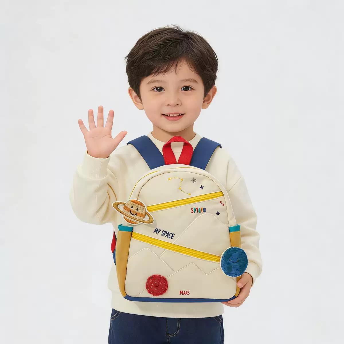 Space theme design shoulder bag, children s planet pendant, color-blocked casual school bag