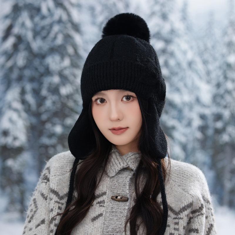 Hat women's autumn and winter cute hairball knitted wool hat thickened ear protection warm fashionable versatile