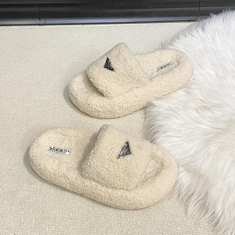Mao Mao Slippers Women Wear Thick Soles To Increase the Height of Autumn and Winter Cotton Towing Home Light Luxury Inverted Triangle Explosion Plush