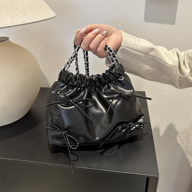 Black White Fashion Large Capacity Fold Design Bow Simple Casual Crossbody Bag Commuter Bucket Bag Stylish Shoulder Bag 1 pack