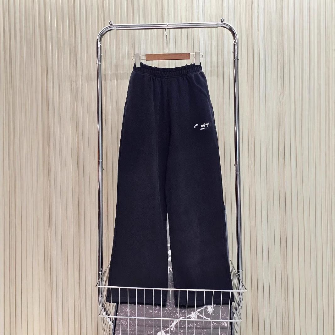 

Paris B Signature Distressed Straight-Leg Trousers with Embroidered Letters S