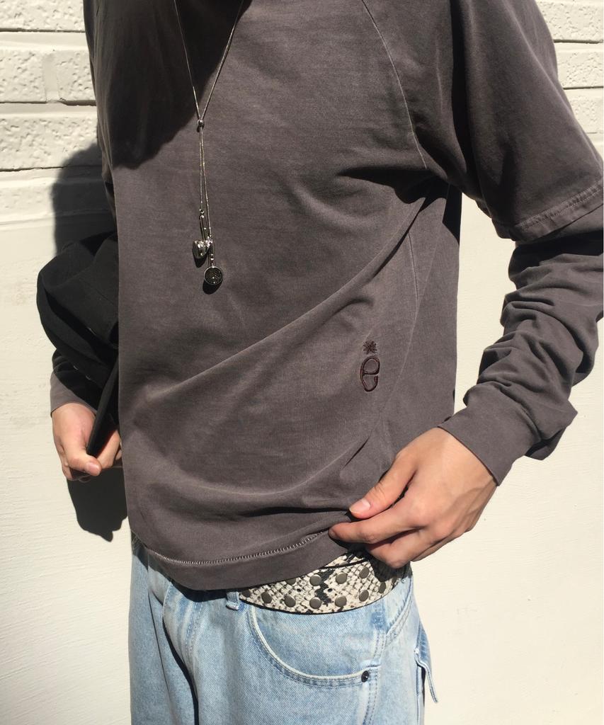 Iseuteuseobiseusyab Double Sleeve Wrangler T-Shirt - Rosie Grey