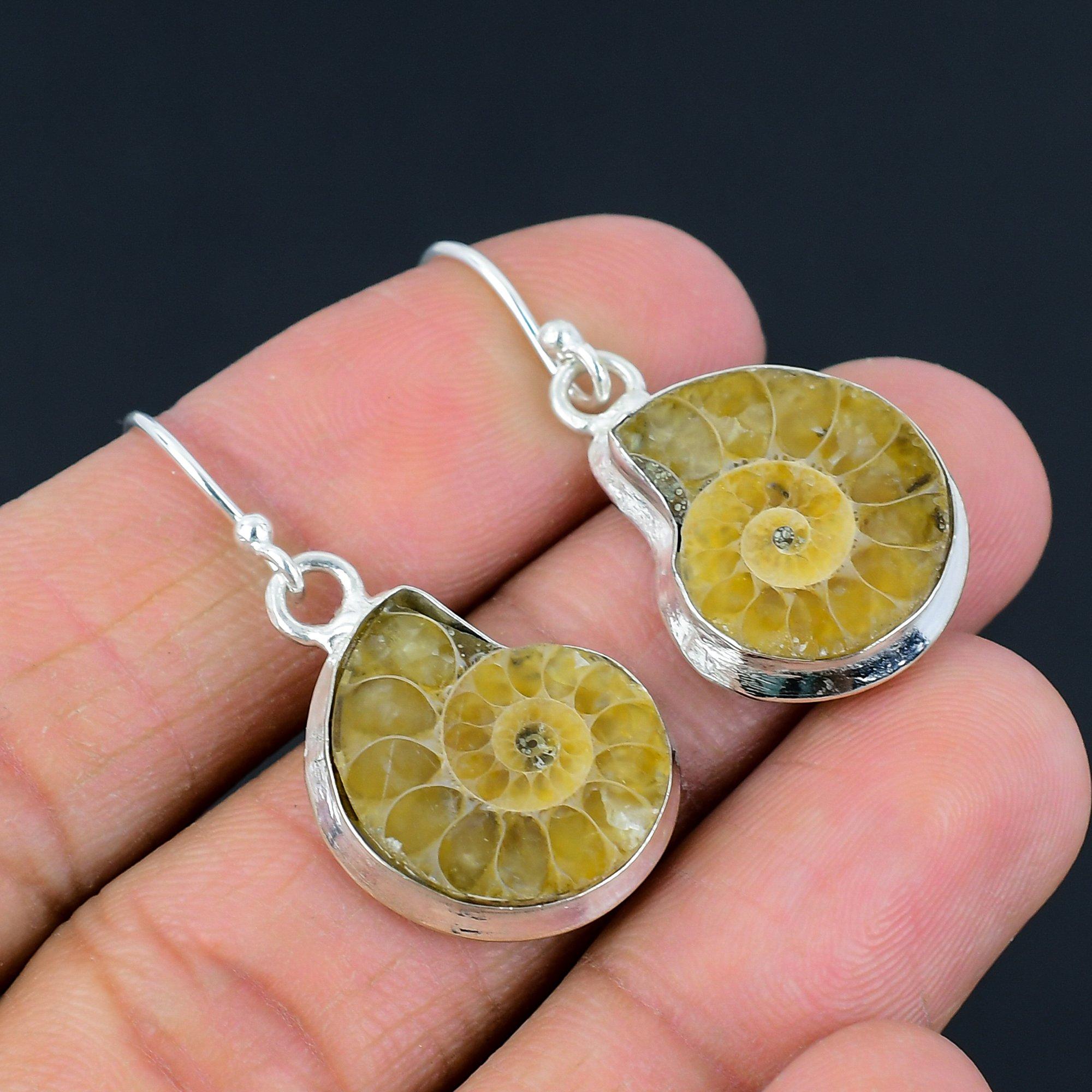 

Ювелирные серьги ручной работы из серебра 925 пробы с ископаемым аммонитом диаметром 1,58 дюйма