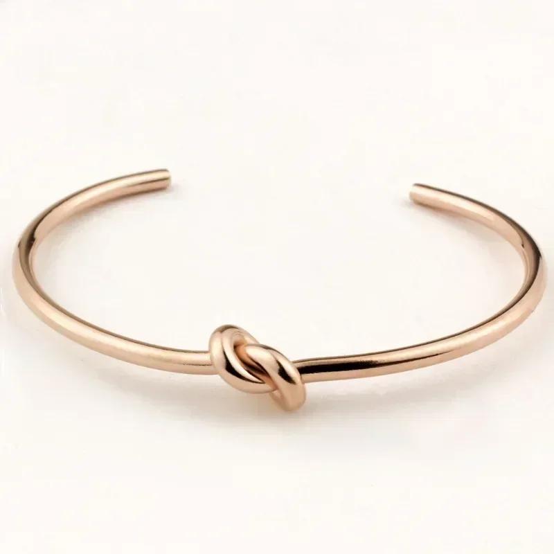Simple New Fashion Titanium Steel Bracelet for Women Love Knot Titanium Steel Bracelet Peach Heart Open Bracelet Creative Gifts