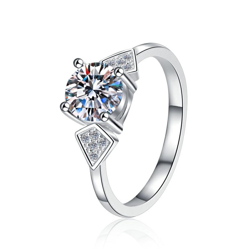 Jewelry GRA Certificate S925 Sterling Silver Four Claw Ring 1CT VVs1 Moissanite Wedding Engagement Ring for Woman
