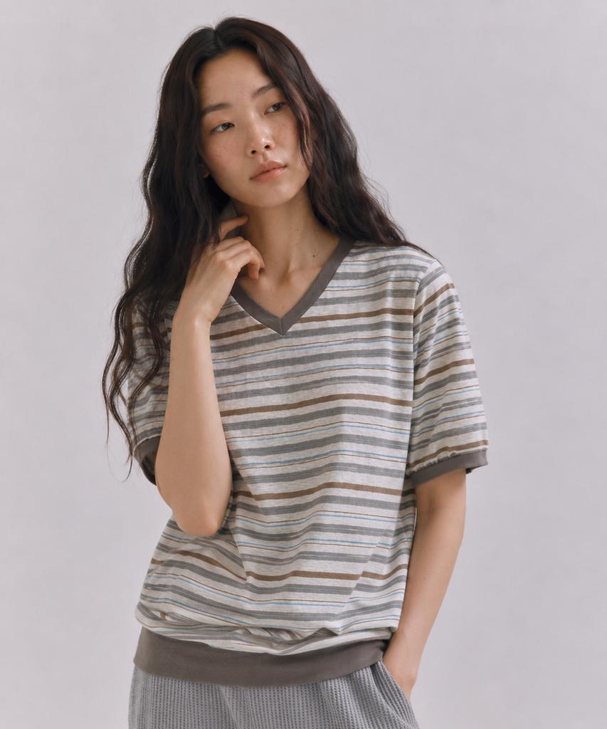 Sayu Mild Stripe V-Neck Short Sleeve Pullover Mocha