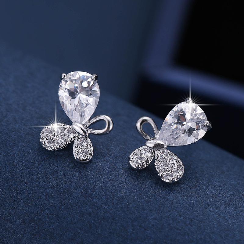 Elegant Butterfly Stud Earrings: Simple Geometric Design for Girls платиновый