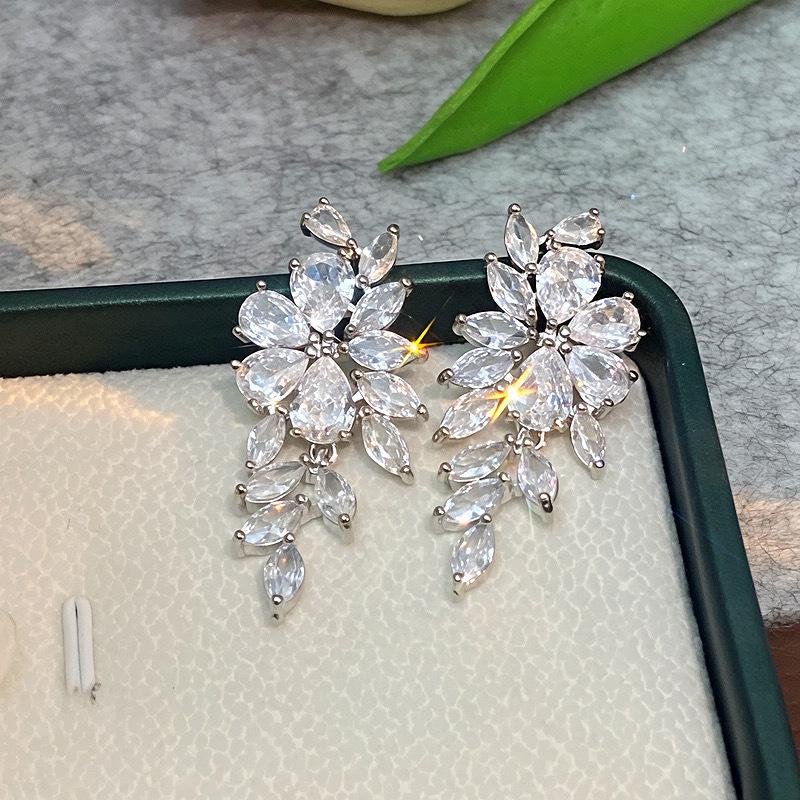 Elegant Zircon Leaf Tassel Earrings for Women - Stylish European & American Design