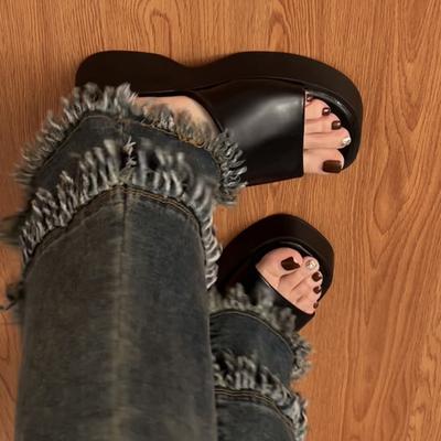 Internet Celebrities Ins Style Black Thick Bottom Heightening Slippers Women's Summer Wear 2025 New High-end Cool Slippers