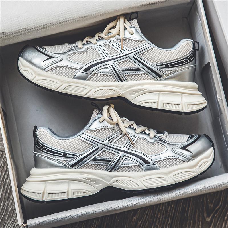 

2024 популярная обувь для папы с увеличенным голенищем, мужская сетчатая дышащая обувь с толстой подошвой, повседневная спортивная обувь корейской версии, модная обувь 39 серый