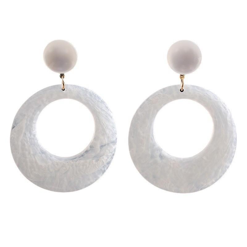 New Chinese Safety Buckle Hollow Round Earrings, High-End Female Personality Exaggerated Earrings, Fashionable Versatile Earrings