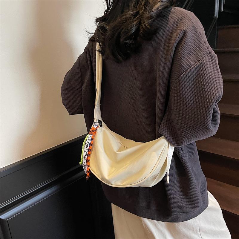 Casual small bag women's new large-capacity versatile dumpling bag summer versatile shoulder messenger bag