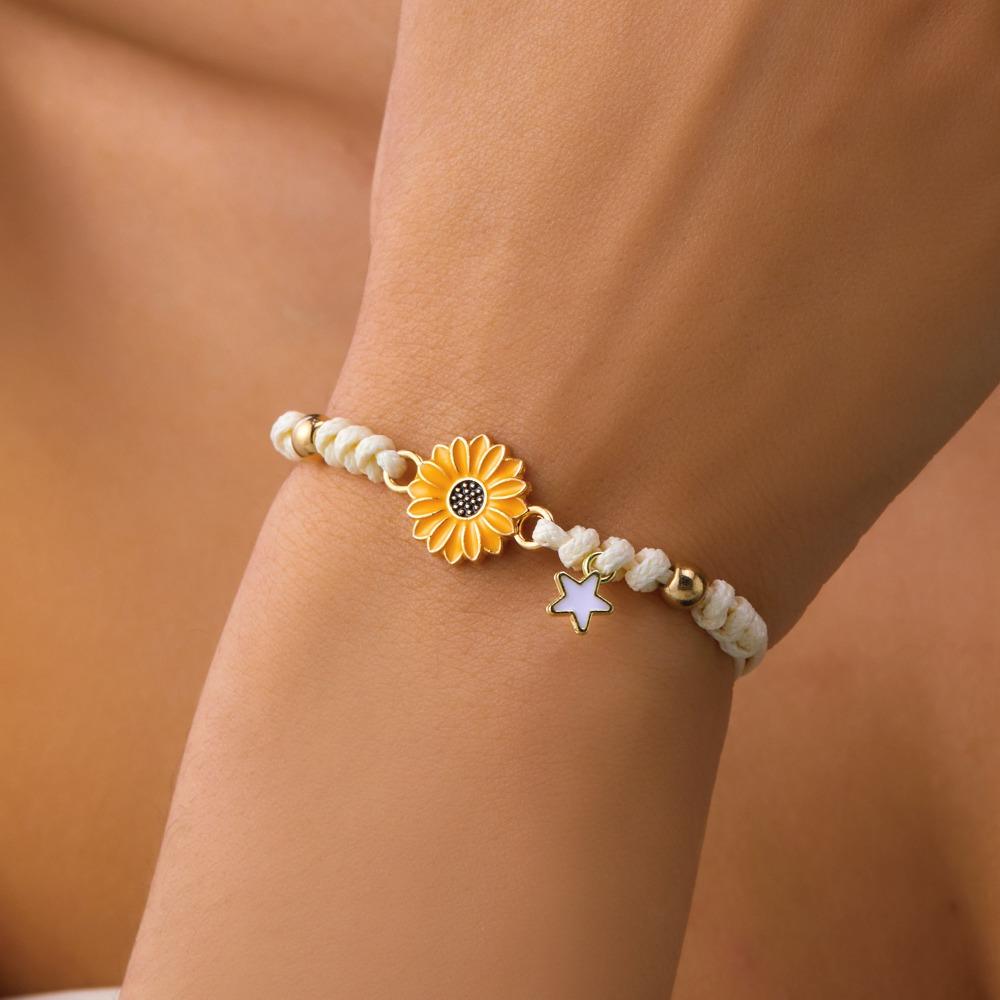 Lucky Hand Woven Bracelet Adjustable Fresh Woven Bracelet Fashion Sunflower Bracelet